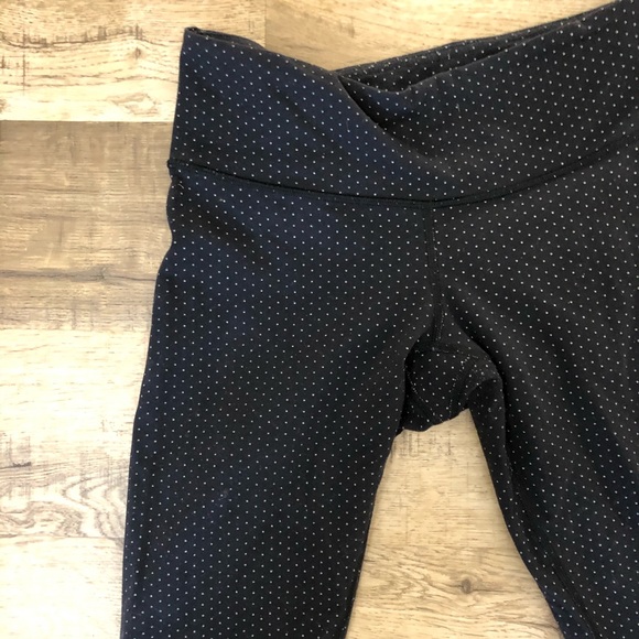 Lululemon Mid Rise Polka Dot Leggings
